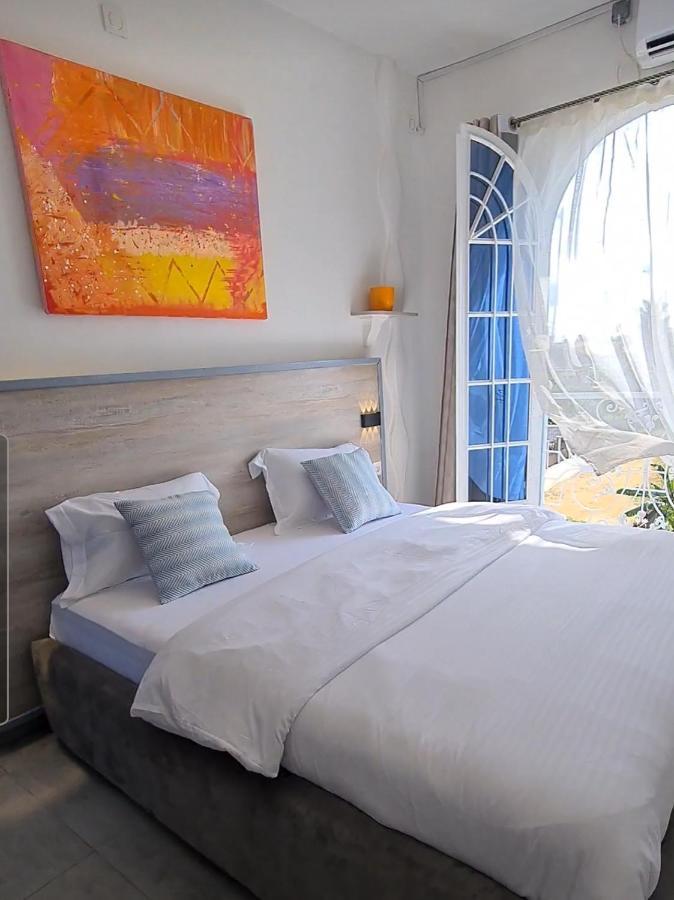 Dolce Vita Palacio Douala Buitenkant foto